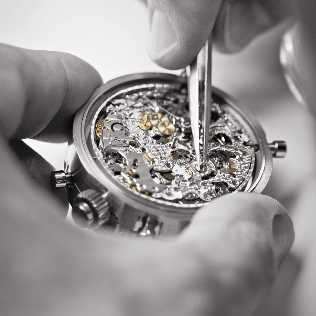 The Essential Tools of a Watchmaker - Our Top 5 Picks - Zurichberg